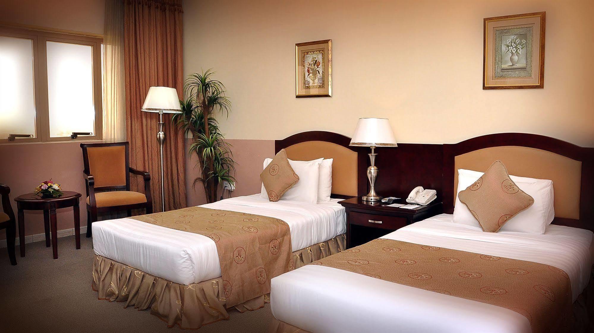 City Hotel Ras al-Khaimah Eksteriør bilde