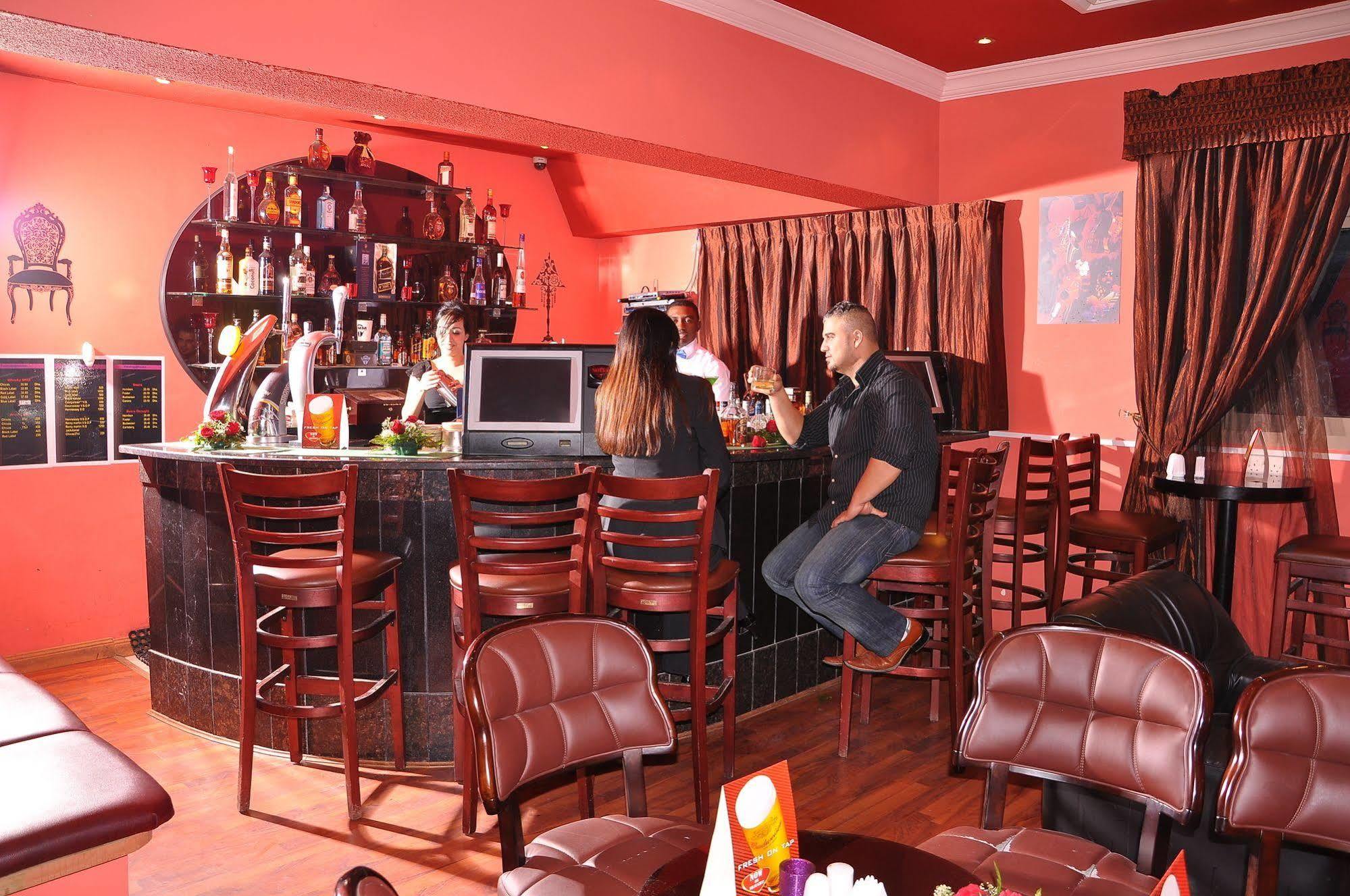 City Hotel Ras al-Khaimah Eksteriør bilde